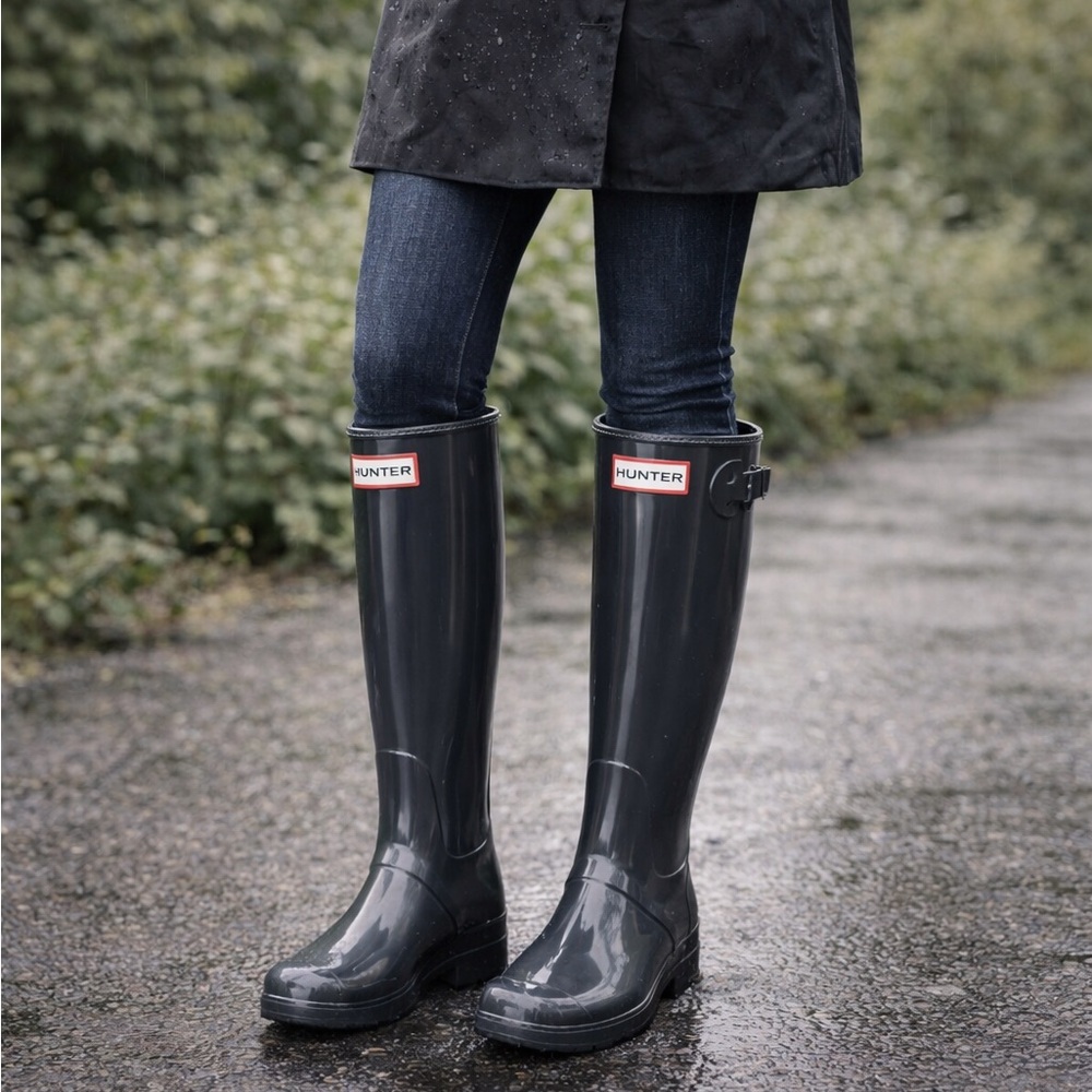 Hunter Women's Deep Grey Rain Boots